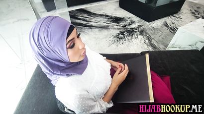 Arab Teenage Stepsis Tries To Fit In