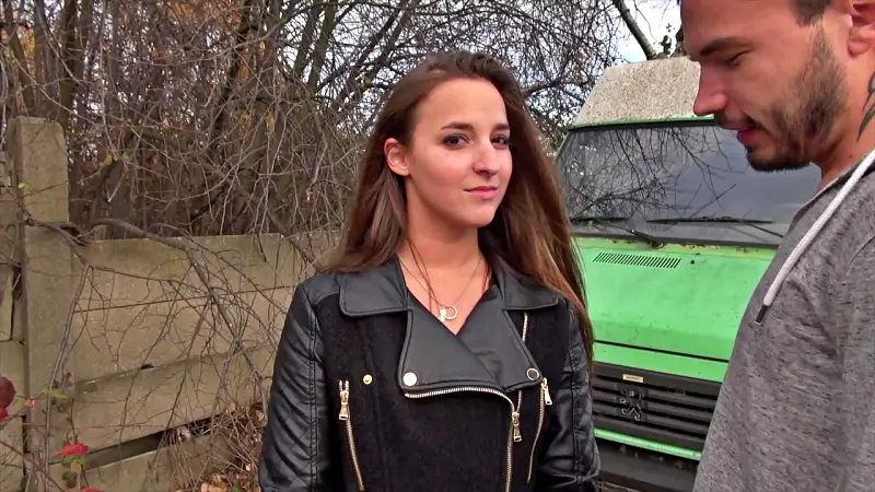 Gives Blowjob And Fuck For Help With A Broken Car