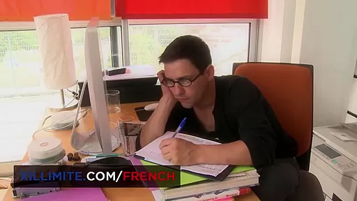 Tarras Blonde Trailer With Tarra White