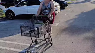 Met A Stranger In Supermarket Parking Lot &mdash;  Who Said &mdash;  He Was A Landscaper &mdash;  I Like His Power Tool