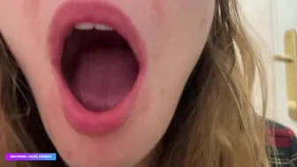 HILDE FRENCH  TU TE FAIS SUCER AU TRAVAIL PAR TA COLLÈGUE CHAUDASSE