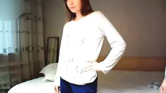 Sexy Mother Gives Ass For Webcam