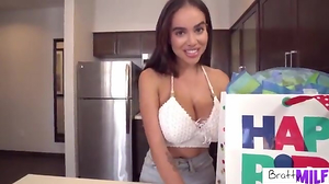 Immense Hooter Stepmom Victoria June Gifts Flesh Light For  Stepson