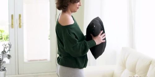 Hot Step Mom Lilly Made Her Fantasy Come True