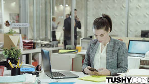 High Class Escort Lana Rhoades Reveals Passion For Anal Threesomes