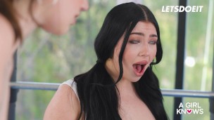 Lesbian Duo Holly Day & Alyx Star Have Infinite Fun   A GIRL KNOWS