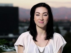 Young Babe Eats Black Babes Pussy