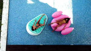 Curvy Sexy MILF & Two Young Babes In Sensual Threesome: Licking & Fingering Each Other