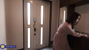 A Brunette Babe Has Her Juicy Pussy Pleased Very Well With Passion