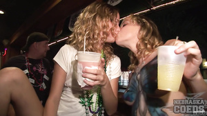 Chelsea Local Girl Eating Snatch In Public In A Bar