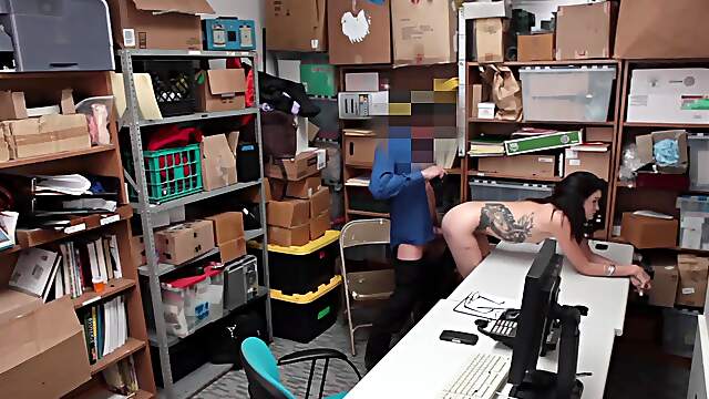 Amateur Babe In Skimpy Lace Gets Rough With Tommy’s Big Dick