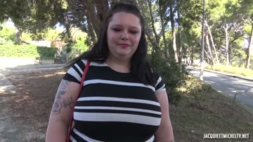 Jade, 23 Ans, Aide Soignante Sur Strasbourg