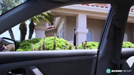 Hitcher With Hooters