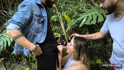 Naughty Seuxal Dares With Married Latina MILF Valentina Tejada