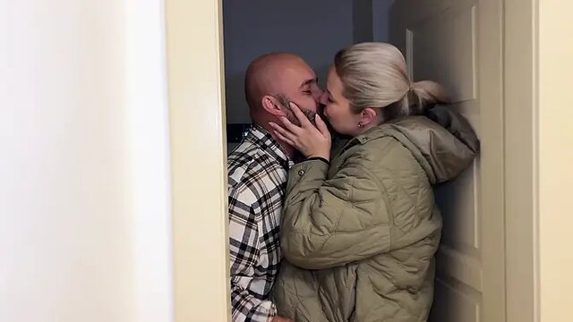 Neighbor’s Wife Tries Out Her Lucky Neighbor’s Large Dick