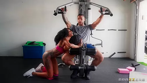 Cum This Milf With Mike Ox And Sarai Minx