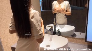 可惜老公是阳痿，少妇憋得太饥渴了，只好去酒店偷吃了！中国国产微剧情