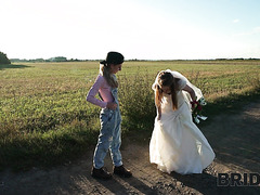 Slim Bride Una Fairy Fucked In The Car After Running Away