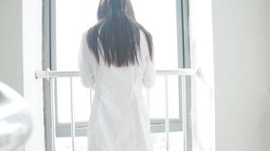 Beautiful Chinese Teen Shows Off Her Pale Body