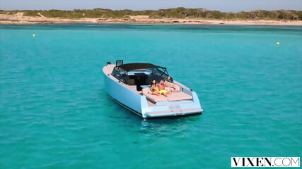 VIXEN Luscious Hottie Rae Spends 24 Wild Hours With Chris