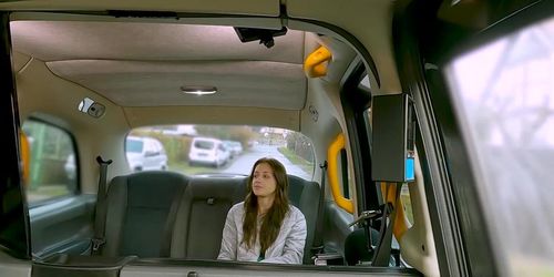 Lola Desire Earns Warm Facial After Blowing The Fake Taxi Driver