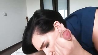 Stiefmutter Beim Anschauen Von Pornos Zu Weit Gegangen (German Sex, German Amateur, Large Melons, Large Breasts)