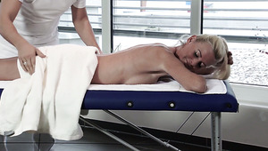 Nerdy Masseur Has Not Expected Busty Lana Vegas To Ride His Dick