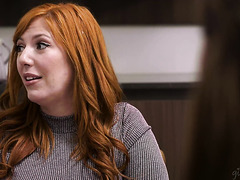 Dashing Sexy Hotties Indulge In Loud Interracial Lesbian Foursome At The Group Therapy Session