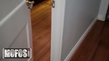 MOFOS   Quinn Waters Is Shocked By Her Son’s Friend’s Size And Satisfy Her Curiosity