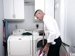 Ebony Teen Skyla Takes Rich Man’s Big Dick Curiously