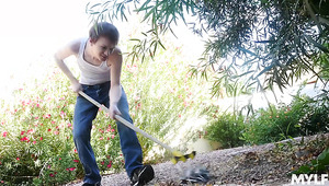 Hot Curvaceous MILF Mercedes Carrera Loves Cuni And Sensual Banging