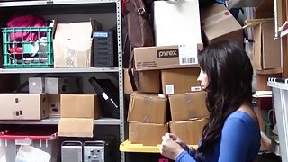 LP Officer Fuck Taylor Mays Spread Pussy On The Desk