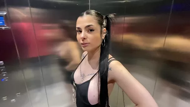 She Gave Me Head In The Elevator And I Gave Her A Crempie In The Restroom