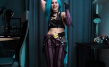 Cosplay Teen Babe Masturbates On Webcam