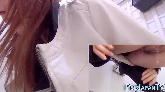 Jav Porn ~ Cute Ass Public Pee   Japanese Pee Public