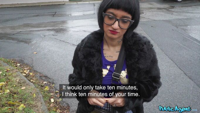 Busty Babe With Short Hair Gives A Thrilling Blow Job