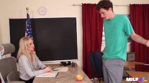 I BANG MY MILF TEACHER!!!   Newcomer Alert!   MilfAF