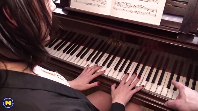 Camille's Piano Student Wants Private Hand Help